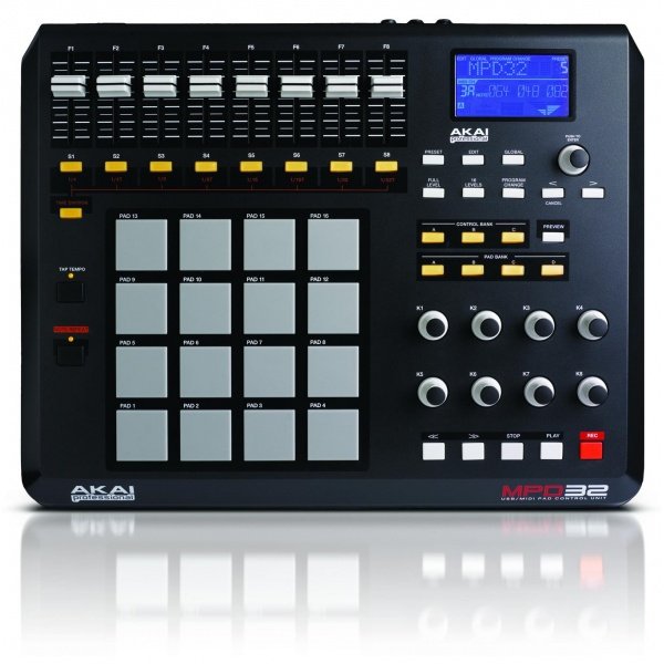 Akai Pro MPD32