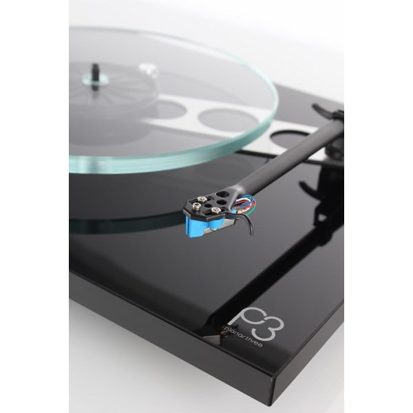 REGA PLANAR3 (black or white lacquered)