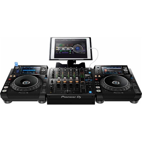 Pioneer DJ DJM 750 MK2