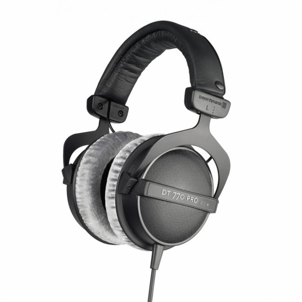 Beyerdynamic DT 770 PRO (close 250 Ohms)